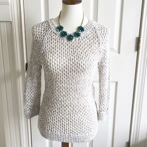 GAP White & Gray Knitted Sweater